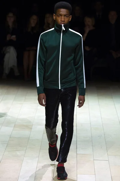 Look 91